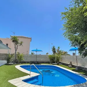 https://royal-dream-villas.tenerifehoteles.net